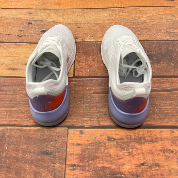 Nike Women's Air Max Motion 2 Running Shoes - Picture 4 of 7